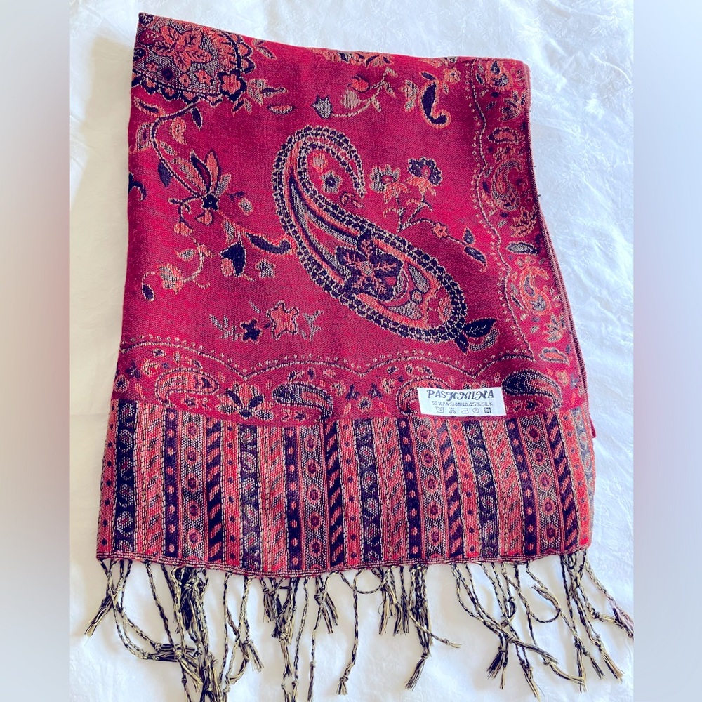 Pashmina and Silk Blend Red Paisley Tassel Fringe Long Shawl/Scarf